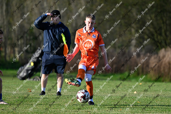 Loughgall v Ballinamallard-13
