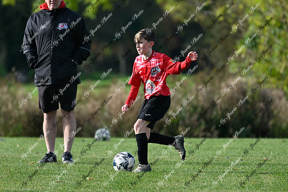 Loughgall v Maiden City-46