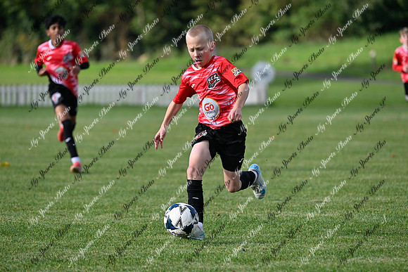 Loughgall v Maiden City-54