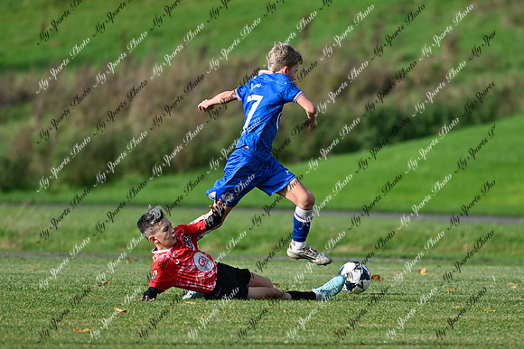 Loughgall v Maiden City-67