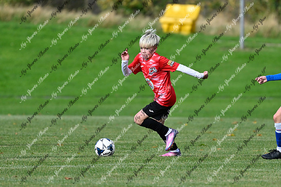 Loughgall v Maiden City-97