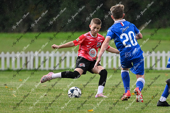 Loughgall v Maiden City-145