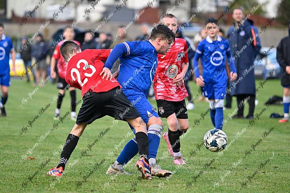 Loughgall v Maiden City-256