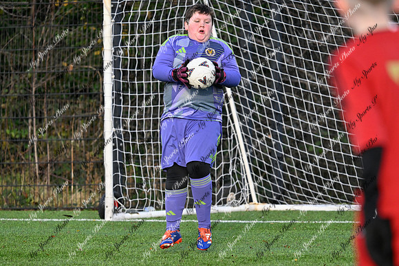 Loughgall v Hillsborough-39