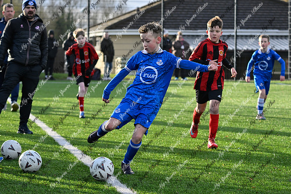 Loughgall v Hillsborough-53