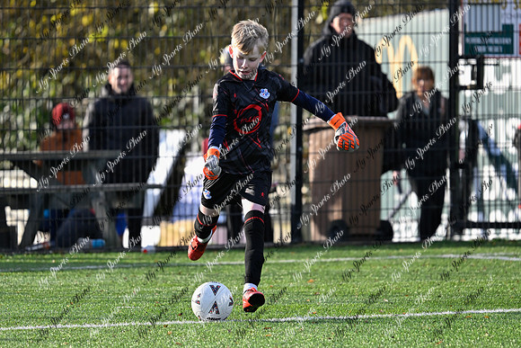 Loughgall v Hillsborough-55