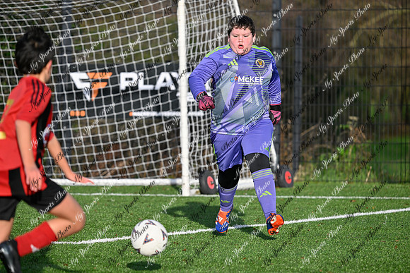Loughgall v Hillsborough-57