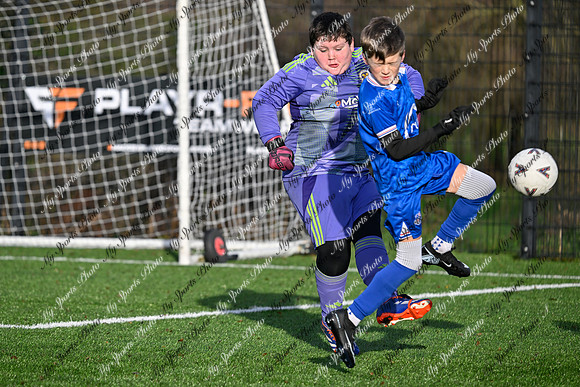 Loughgall v Hillsborough-60