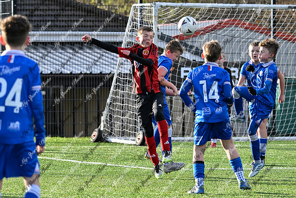 Loughgall v Hillsborough-54