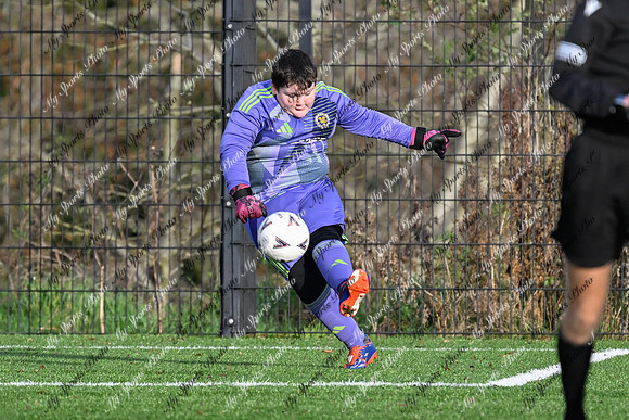 Loughgall v Hillsborough-71