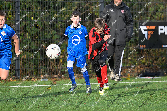 Loughgall v Hillsborough-73