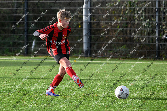 Loughgall v Hillsborough-127