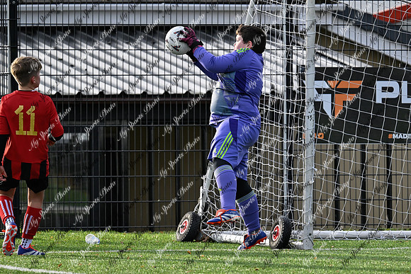 Loughgall v Hillsborough-136