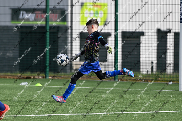 Loughgall v Craigavon-35