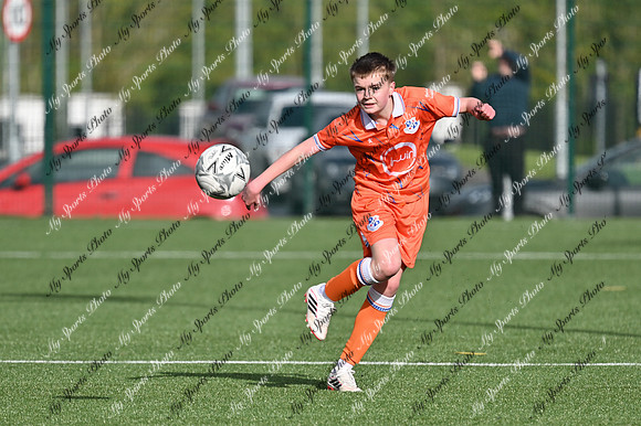Loughgall v Craigavon-52