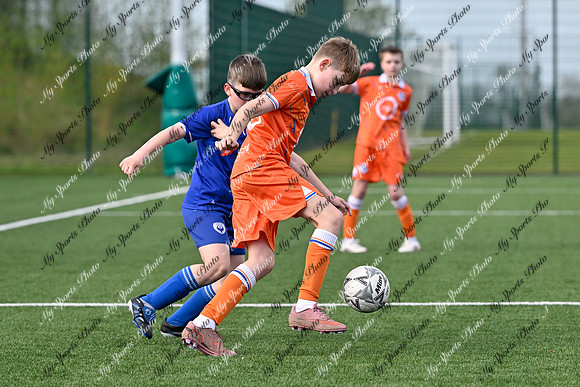 Loughgall v Craigavon-117