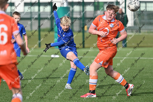Loughgall v Craigavon-130